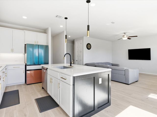 11416 Silver Queen Drive, Aubrey, TX 76227