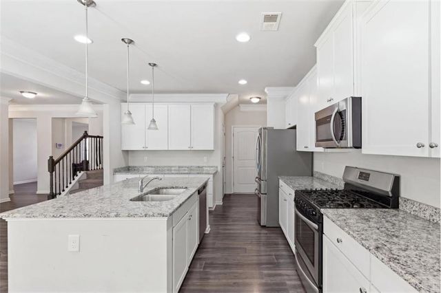369 Crescent Woode Drive, Dallas, GA 30157