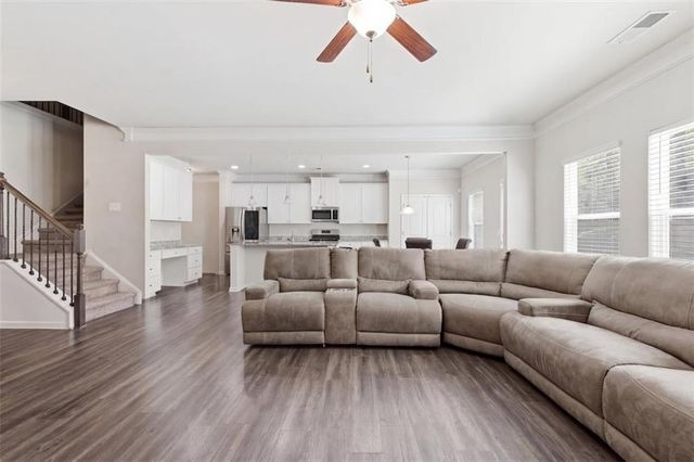369 Crescent Woode Drive, Dallas, GA 30157