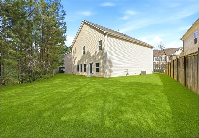 369 Crescent Woode Drive, Dallas, GA 30157