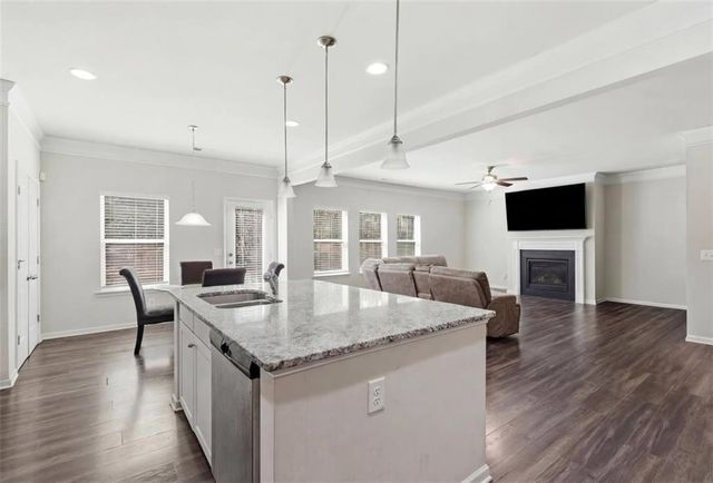 369 Crescent Woode Drive, Dallas, GA 30157