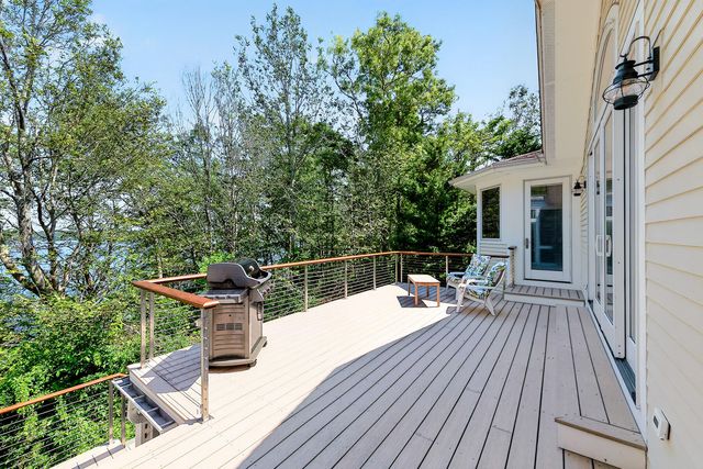 79 Pickerel Cove Circle, Mashpee, MA 02649