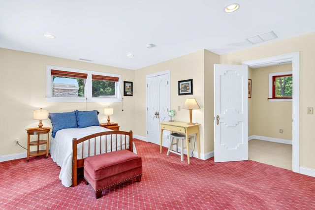 79 Pickerel Cove Circle, Mashpee, MA 02649
