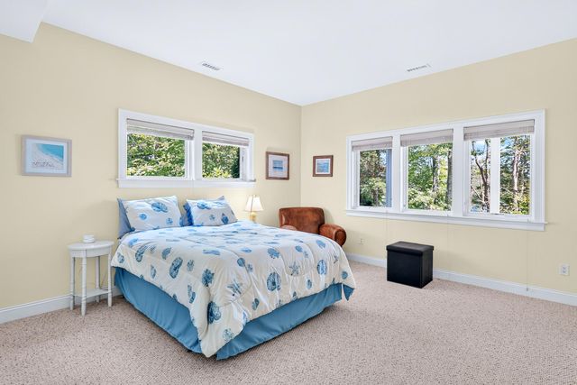 79 Pickerel Cove Circle, Mashpee, MA 02649