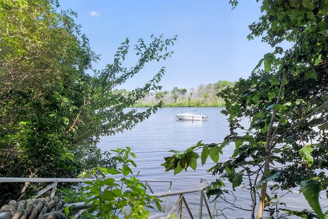 79 Pickerel Cove Circle, Mashpee, MA 02649
