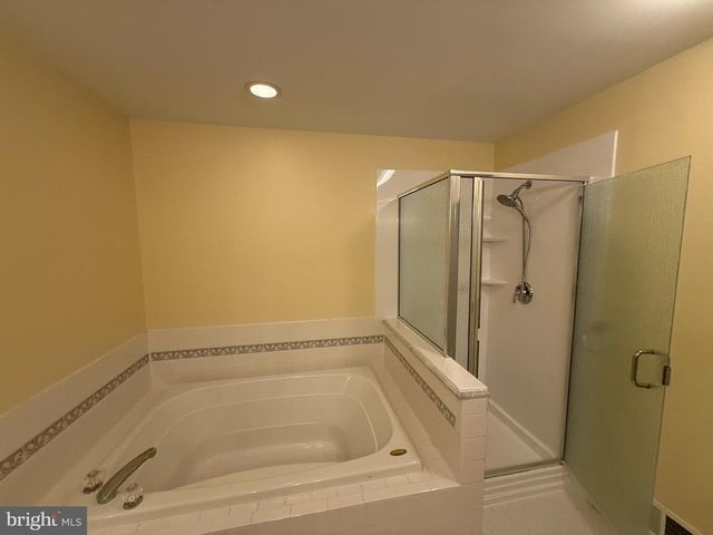 123 STIRRUP CIR, West Chester, PA 19382