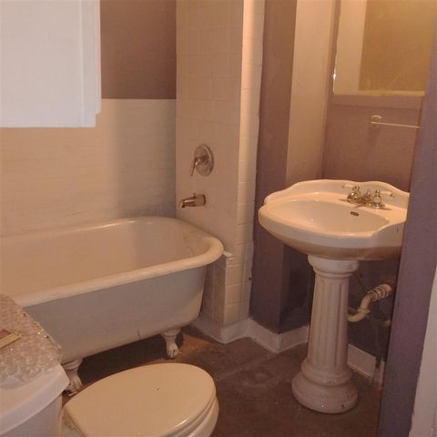 2908 Hoyt Street, Muskegon, MI 49444