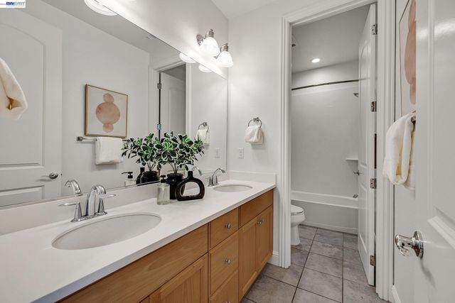 6180 Alpine Blue Dr, San Ramon, CA 94582
