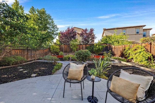 6180 Alpine Blue Dr, San Ramon, CA 94582