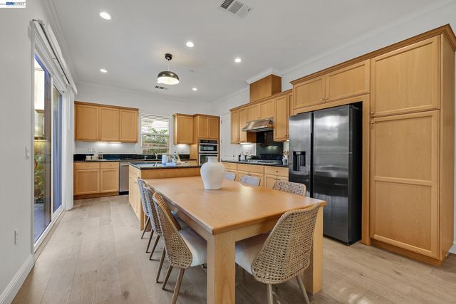 6180 Alpine Blue Dr, San Ramon, CA 94582