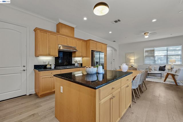 6180 Alpine Blue Dr, San Ramon, CA 94582