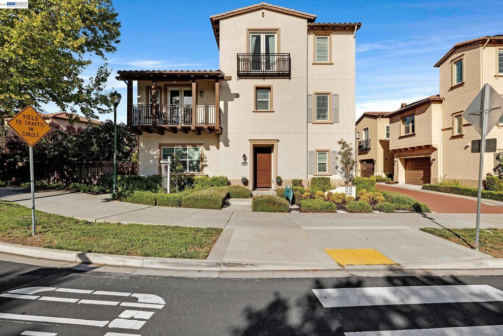 6180 Alpine Blue Dr, San Ramon, CA 94582