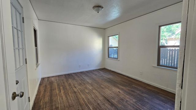 4546 E Nevada Avenue, Fresno, CA 93702