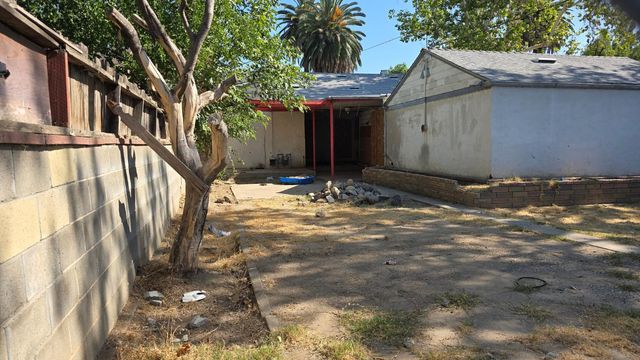 4546 E Nevada Avenue, Fresno, CA 93702