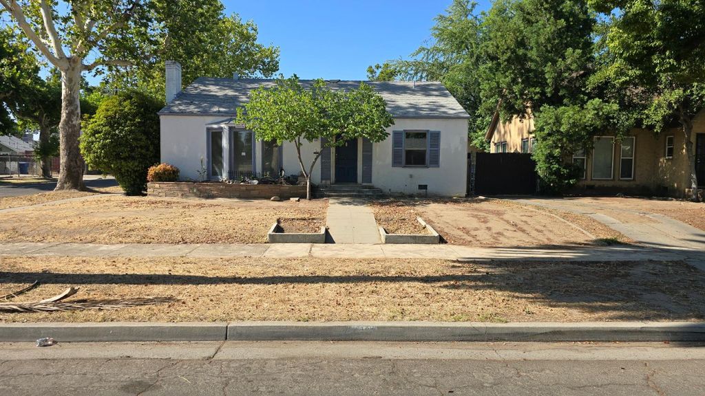 4546 E Nevada Avenue, Fresno, CA 93702