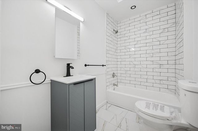 5940 SUMMER ST, Philadelphia, PA 19139