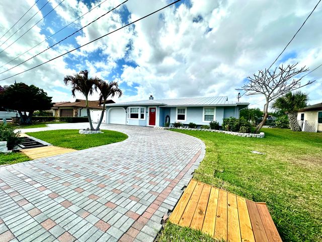 141 NE Sagamore Terrace, Port St. Lucie, Port St Lucie, FL 34983