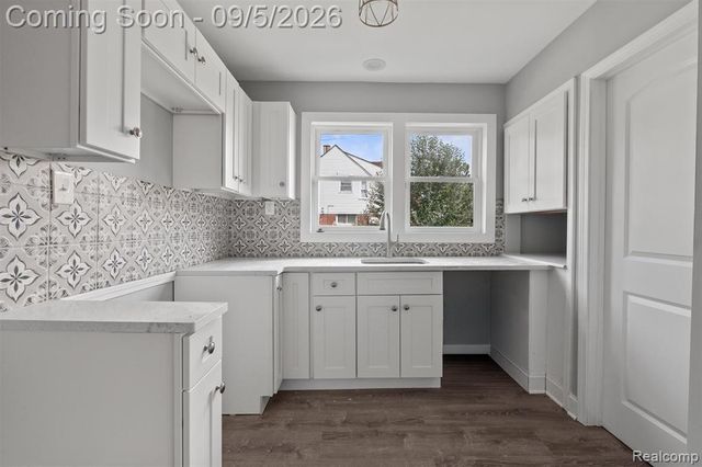16217 Woodingham Drive, Detroit, MI 48221