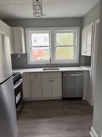 16217 Woodingham Drive, Detroit, MI 48221