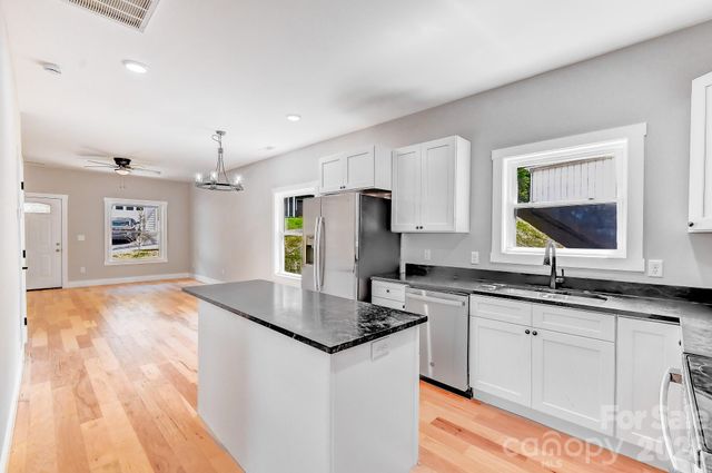 139 Northbend Drive, Asheville, NC 28804