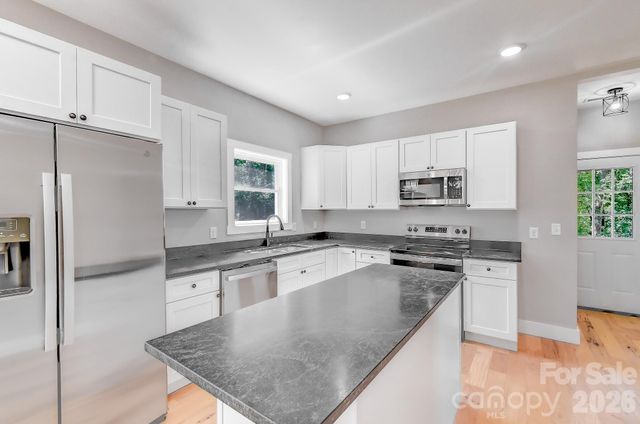 139 Northbend Drive, Asheville, NC 28804