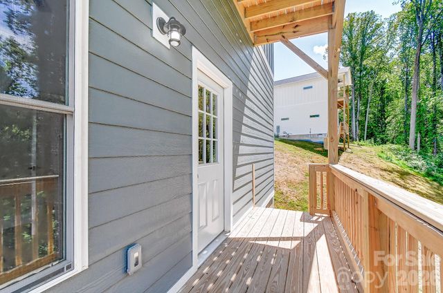 139 Northbend Drive, Asheville, NC 28804