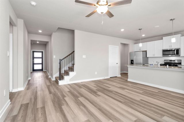 1406 Waggoner Ranch Trail, Conroe, TX 77301