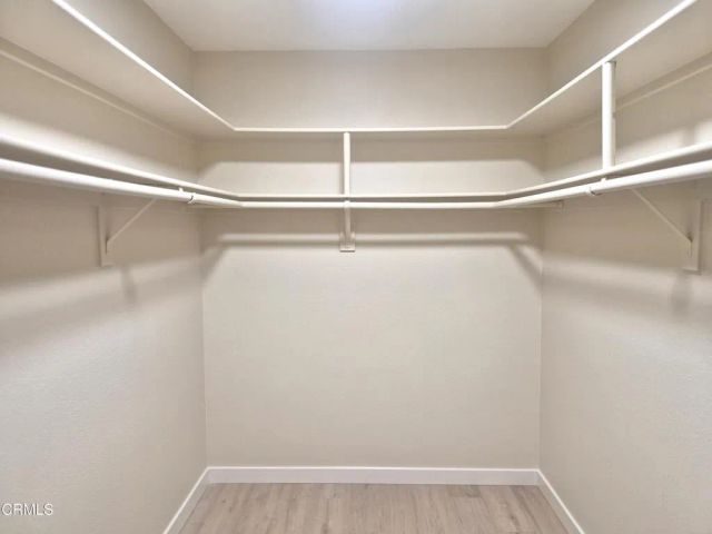 42028 Village 42, Camarillo, CA 93012