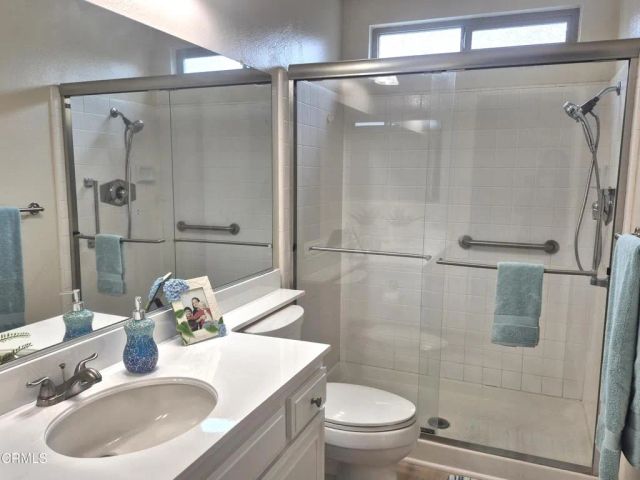 42028 Village 42, Camarillo, CA 93012