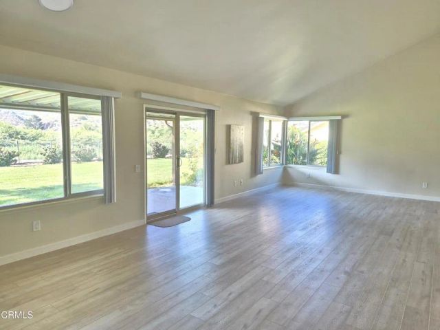 42028 Village 42, Camarillo, CA 93012