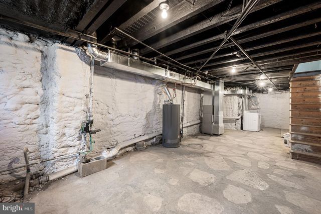 1224 S GREYLOCK ST, Philadelphia, PA 19143