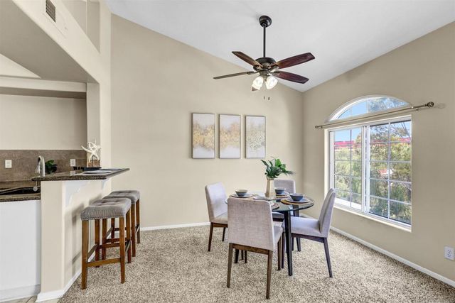 8615 Via Mallorca B, La Jolla, CA 92037