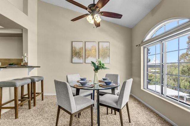 8615 Via Mallorca B, La Jolla, CA 92037