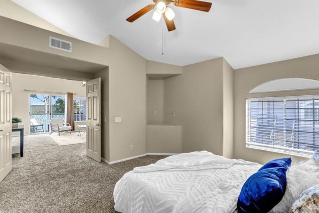 8615 Via Mallorca B, La Jolla, CA 92037