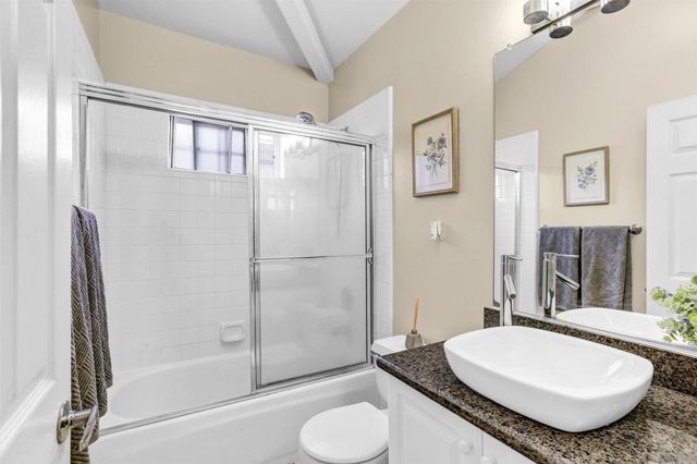 8615 Via Mallorca B, La Jolla, CA 92037