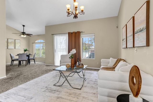 8615 Via Mallorca B, La Jolla, CA 92037