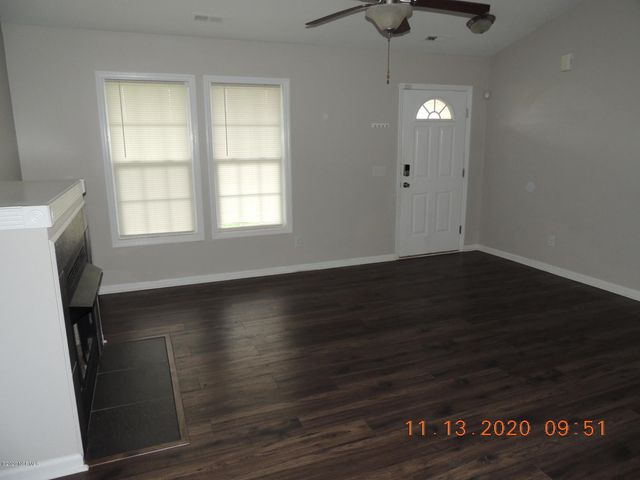 506 Southwest Ridge Drive, Richlands, NC 28574