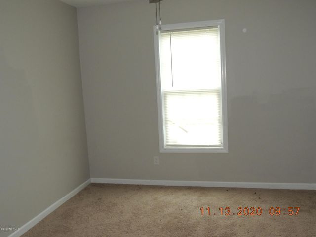 506 Southwest Ridge Drive, Richlands, NC 28574