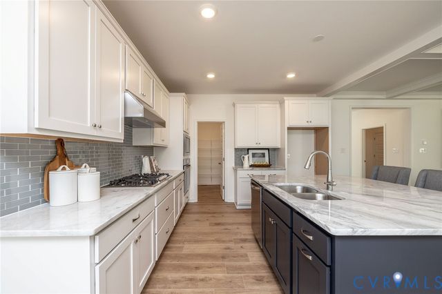 14606 Walthall Dr, South Chesterfield, VA 23834
