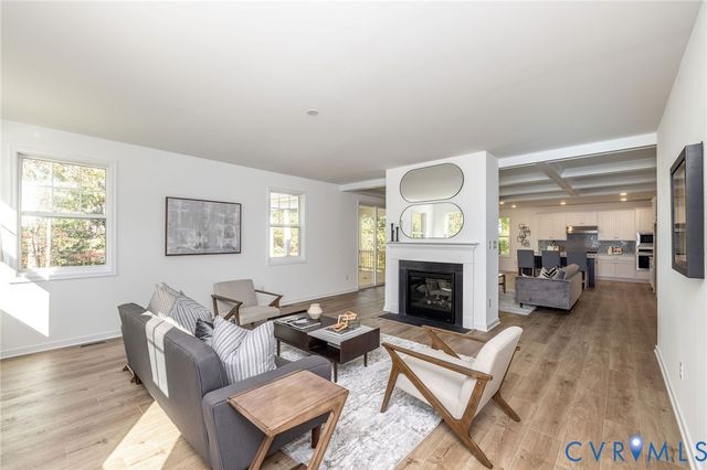 14606 Walthall Dr, South Chesterfield, VA 23834