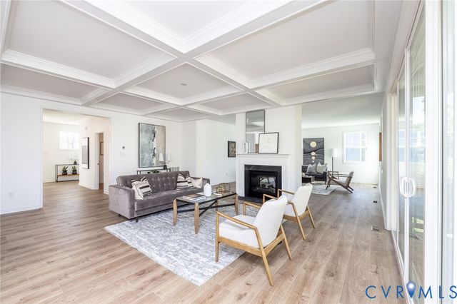 14606 Walthall Dr, South Chesterfield, VA 23834