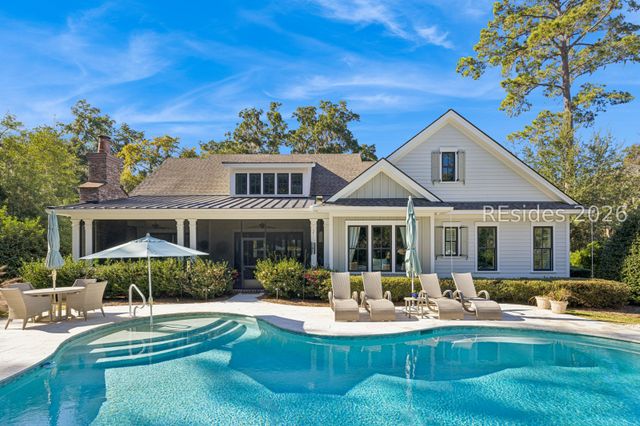 24 Inverness Dr, Bluffton, SC 29910