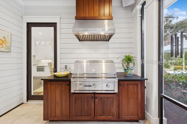 24 Inverness Dr, Bluffton, SC 29910