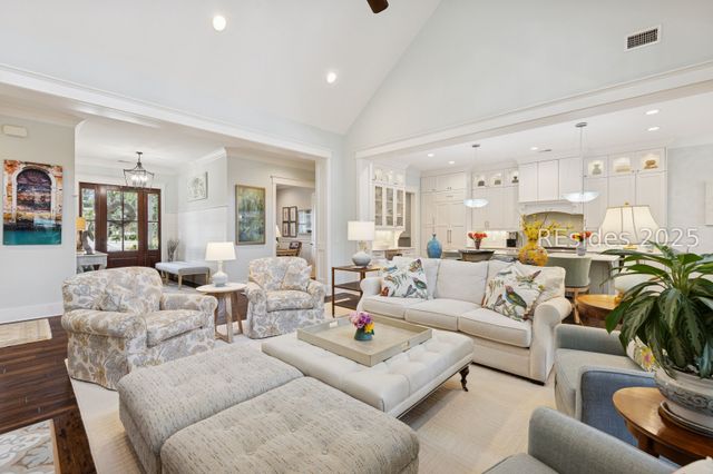 24 Inverness Dr, Bluffton, SC 29910