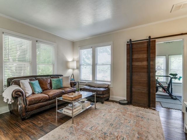 6110 Junius Street, Dallas, TX 75214