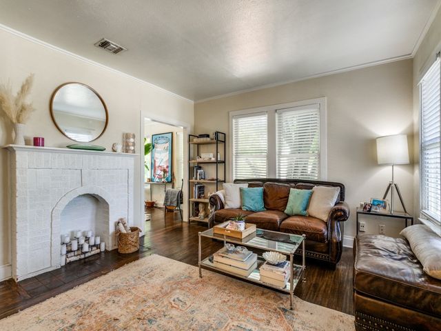 6110 Junius Street, Dallas, TX 75214