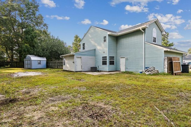 215 Cantilever Court, Summerville, SC 29486