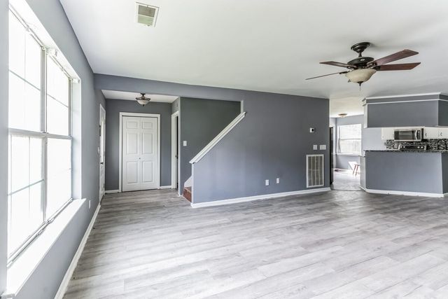 215 Cantilever Court, Summerville, SC 29486