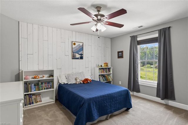 1740 Land Of Promise RD, Chesapeake, VA 23322