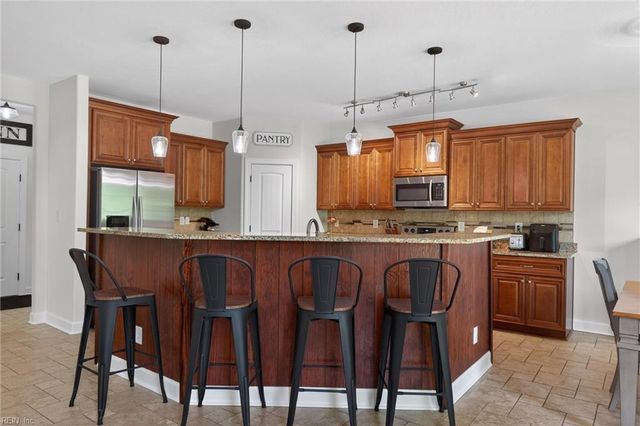 1740 Land Of Promise RD, Chesapeake, VA 23322